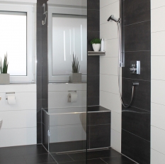 Musterbad von Ihrem Fliesenleger in Mösnheim, im Enzkreis